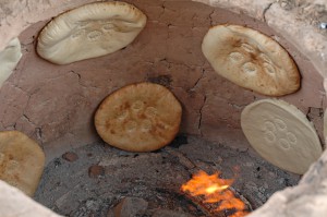 Baking bread the Turkmen way