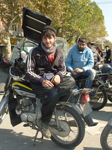 Muhammed and his motorcycle: my means of transport to reach Shahr Park from the bazaar