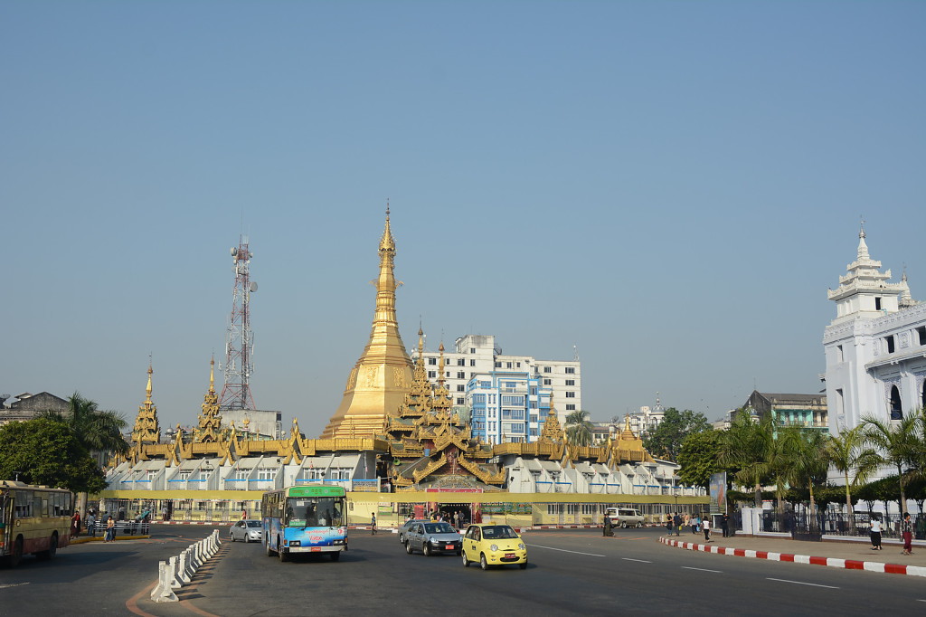 Sule Paya: the center of Yangon