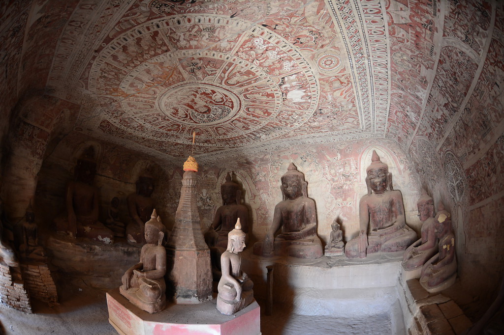 Die ersten Buddhahöhlen, in welchen nichts zerstört war: Pho Win Daung