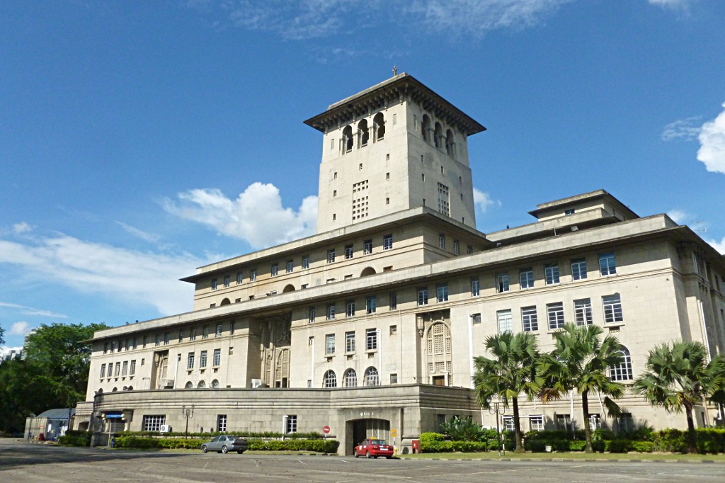 Sultan Ibrahim Building in JB: A lot of concrete, but not much to see